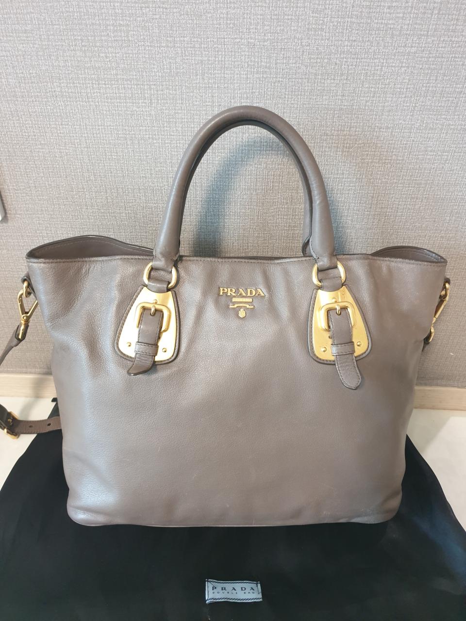 PRADA  숄더 정품