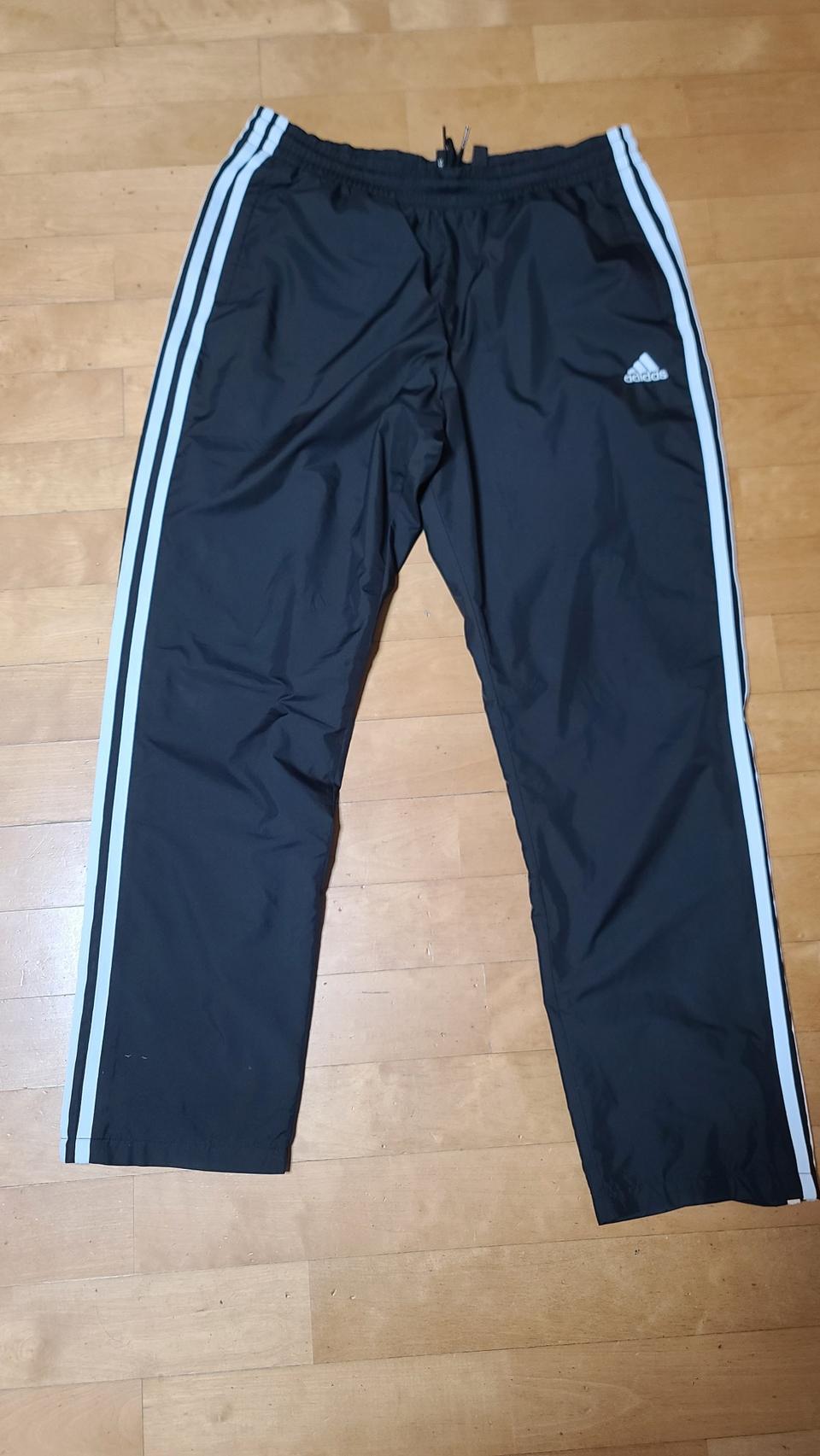 아디다스 트레이닝팬츠