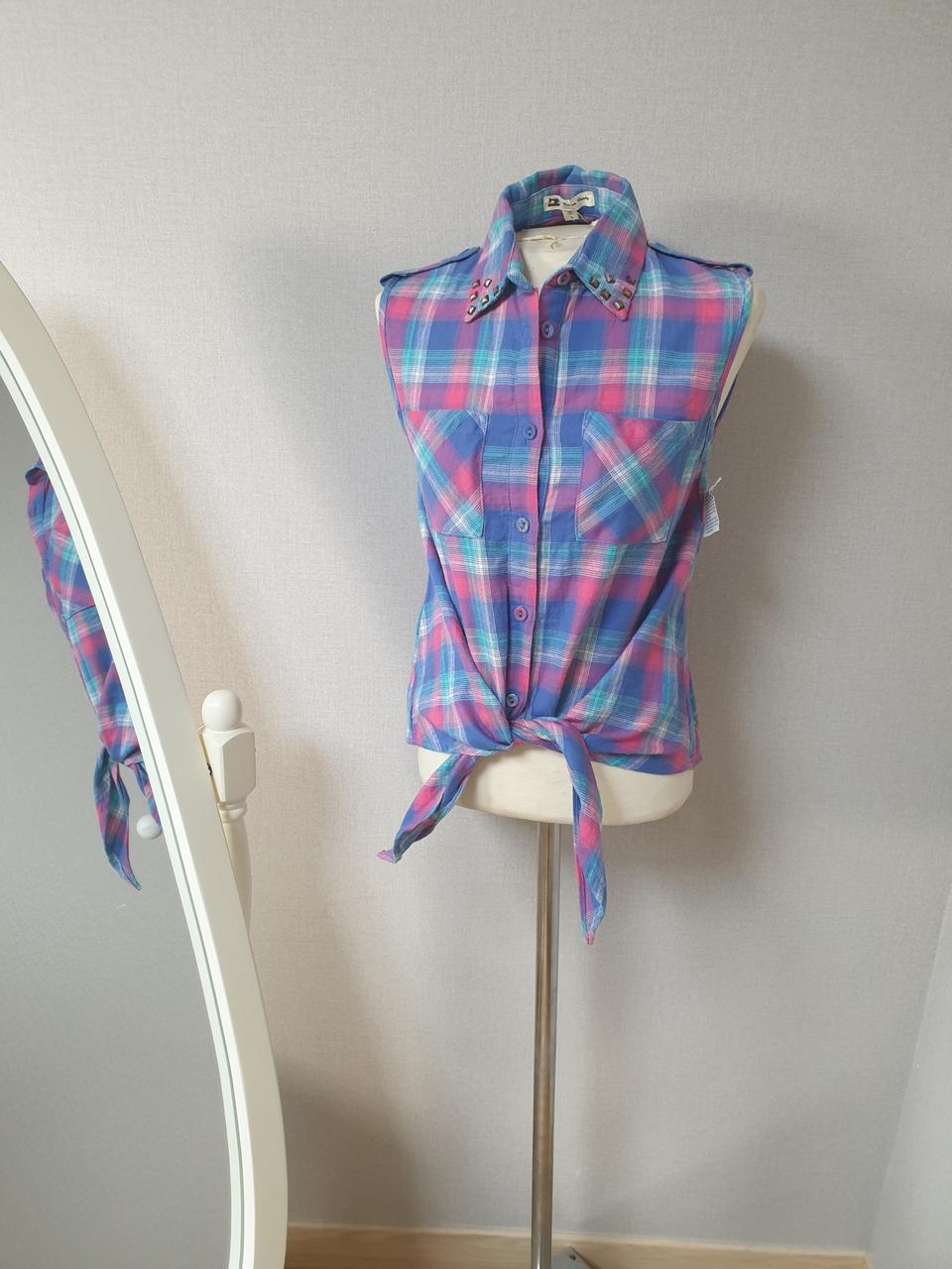 체크나시블라우스