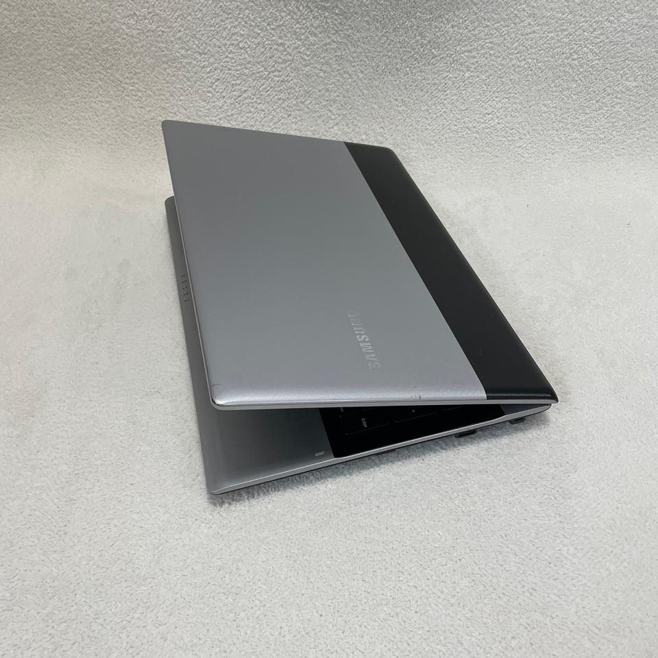 삼성i3노트북판매급처팝니다주식용게이밍문서용인강용유튜브용영상용편집용사무용