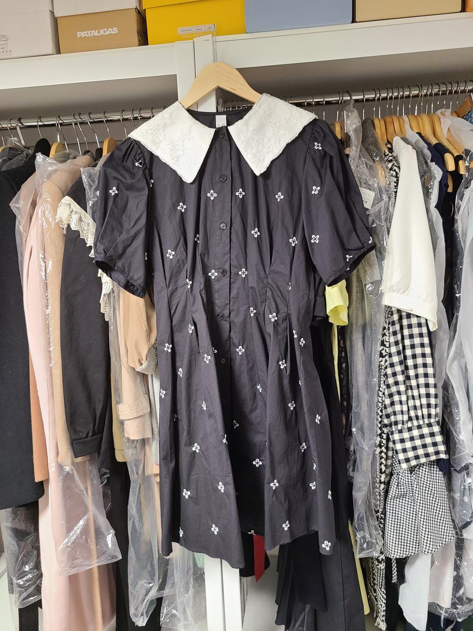 블랙카라원피스