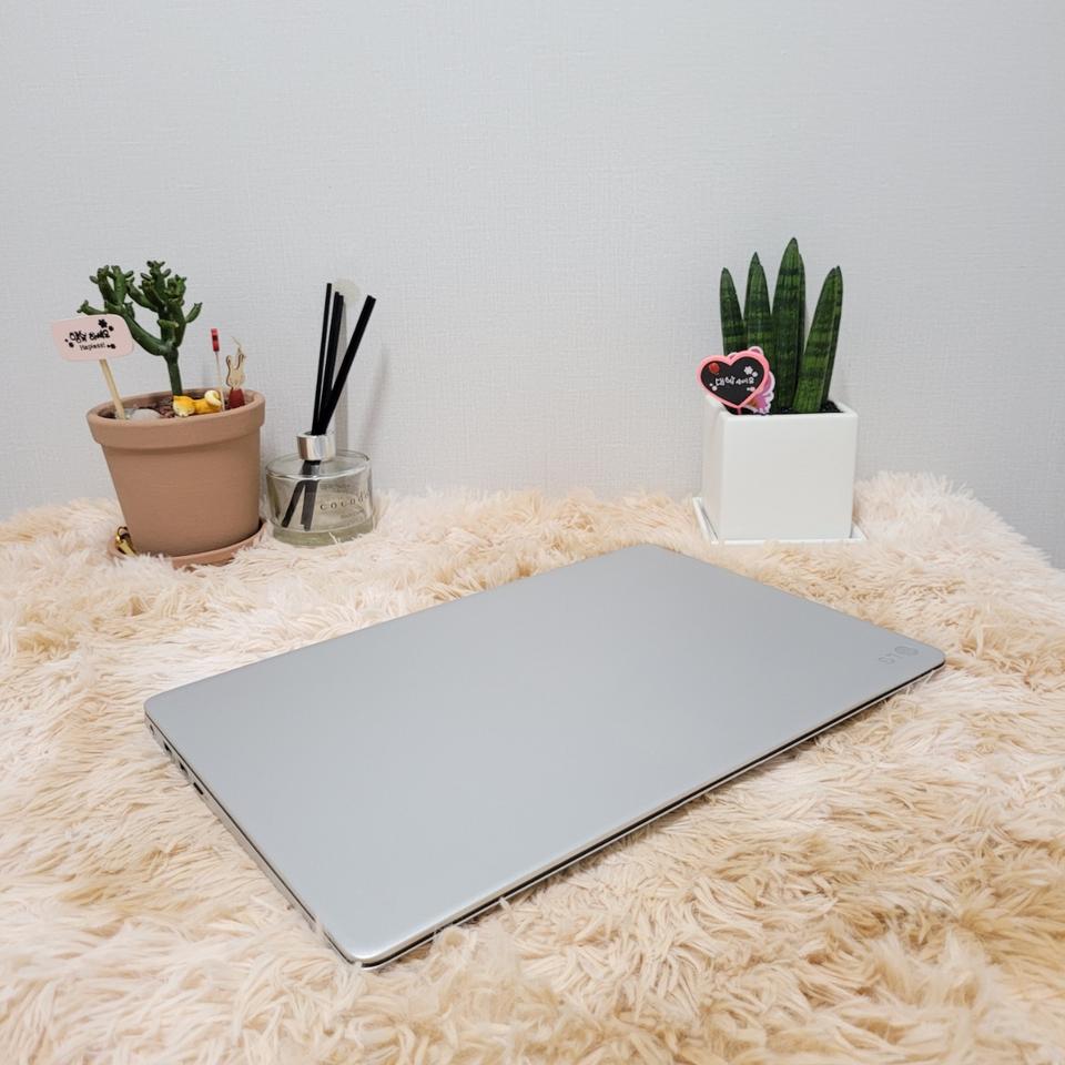 LG(15인치) 게임용 노트북 슬림형 노트북 i5-4세대 풀HD고화질 판매합니다.