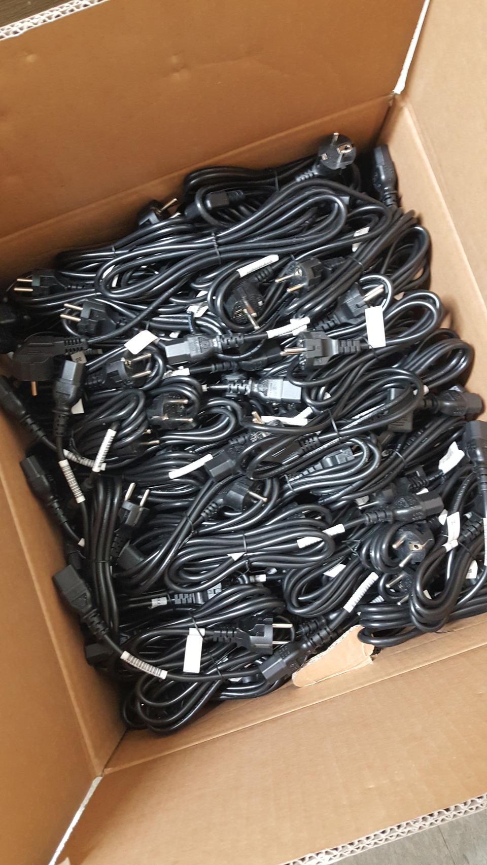 전원코드 파워케이블