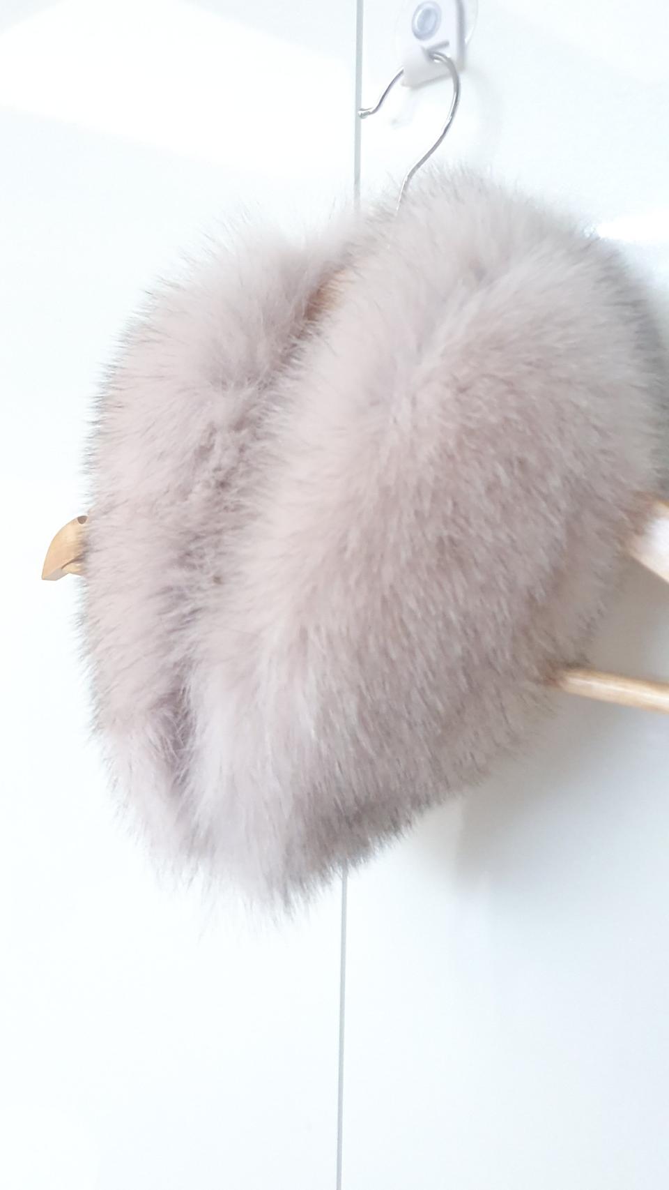 연핑크 폭스 퍼 자석 머플러