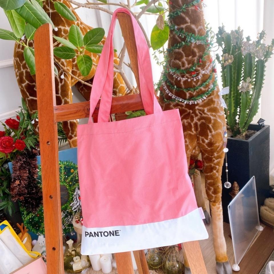 benefit x Pantone 베네피트 팬톤 1976 핑크 에코백 가방
