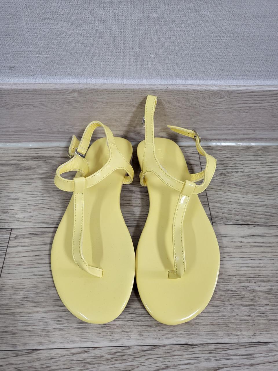 레몬 여름 샌들