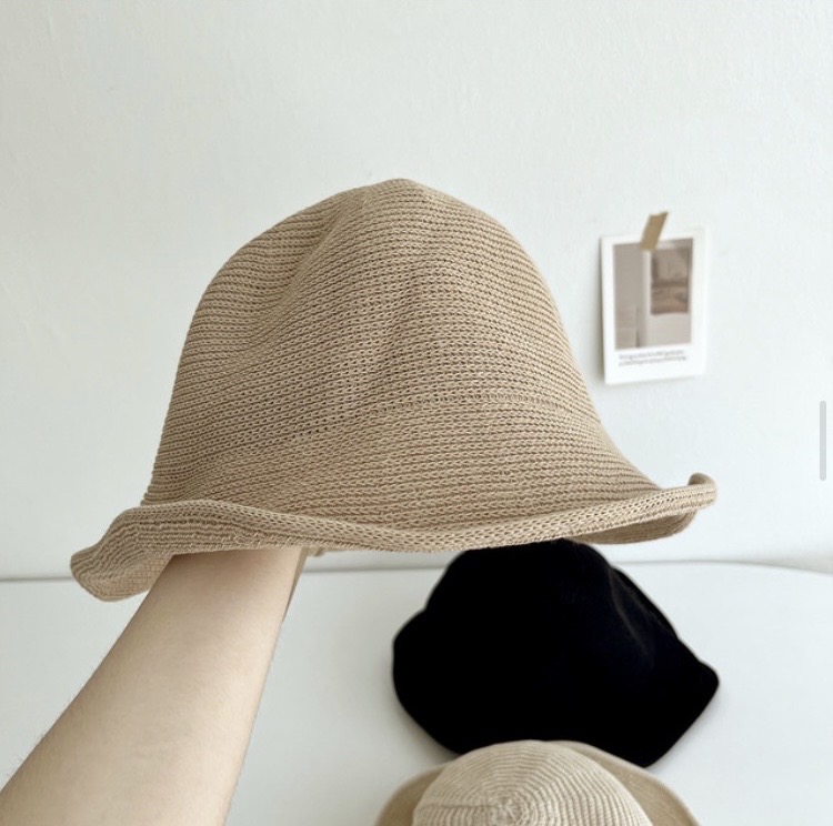 (새상품) 여성 니트 버킷햇ㅡ베이지칼라