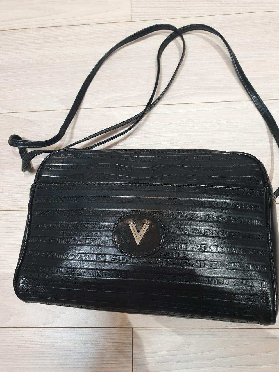 정품"발렌티노 크로스백