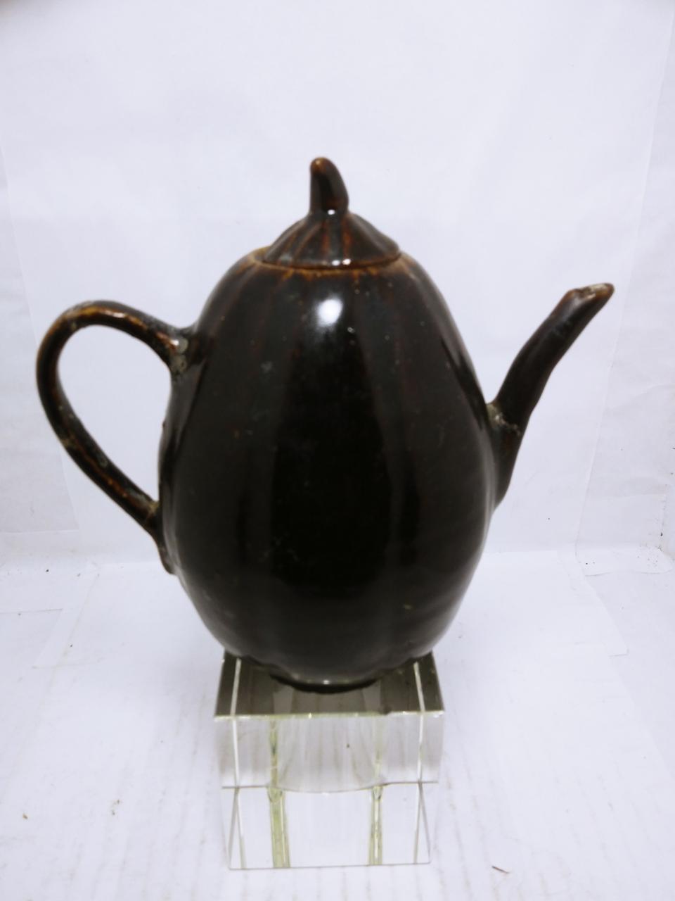 흑유참외골주전자
