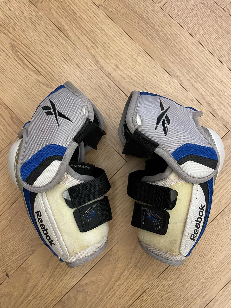 아이스하키 성인 엘보 보호대 2개(리복 팔림)