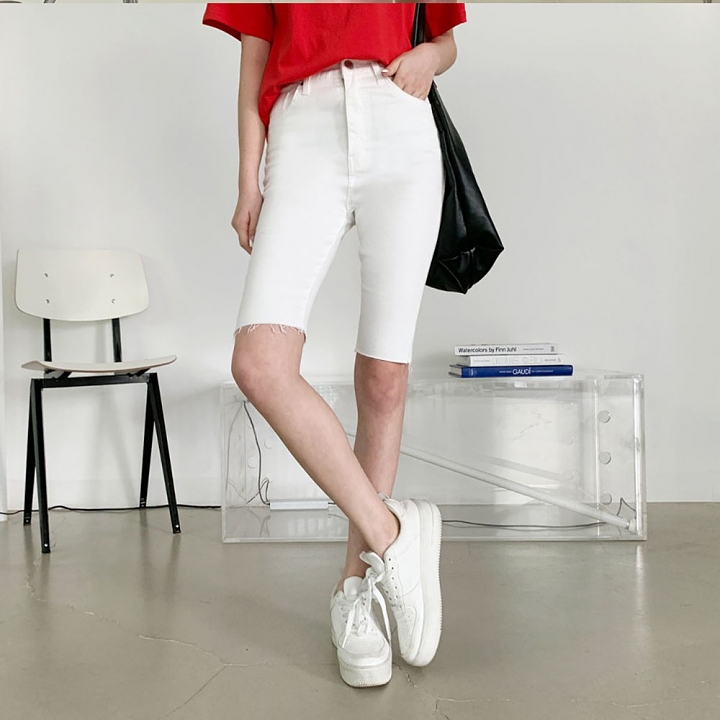 ●새상품● 스판 코튼 5부 스키니 팬츠