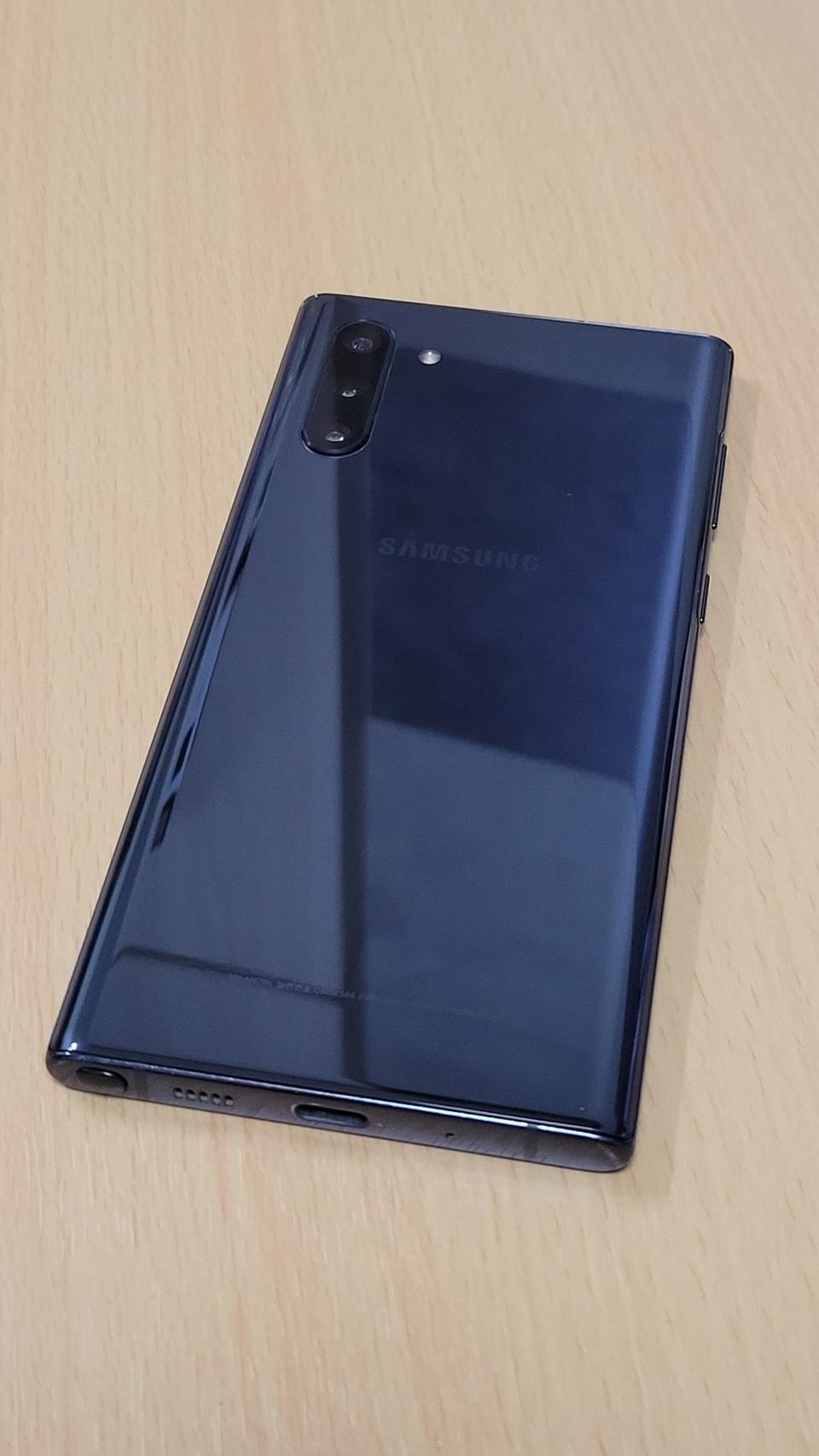 갤럭시 노트10 블랙 256GB