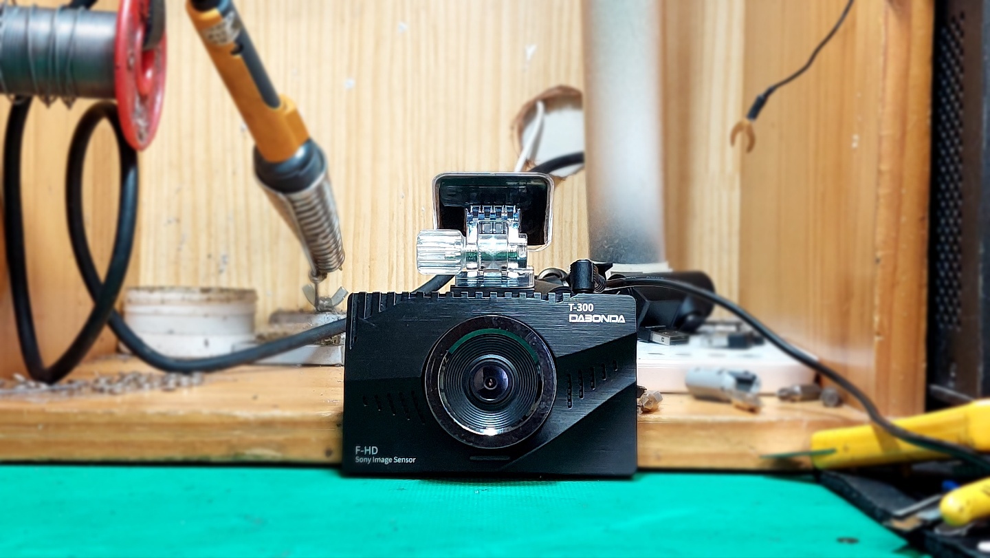 다본다 T300 풀HD 블랙박스