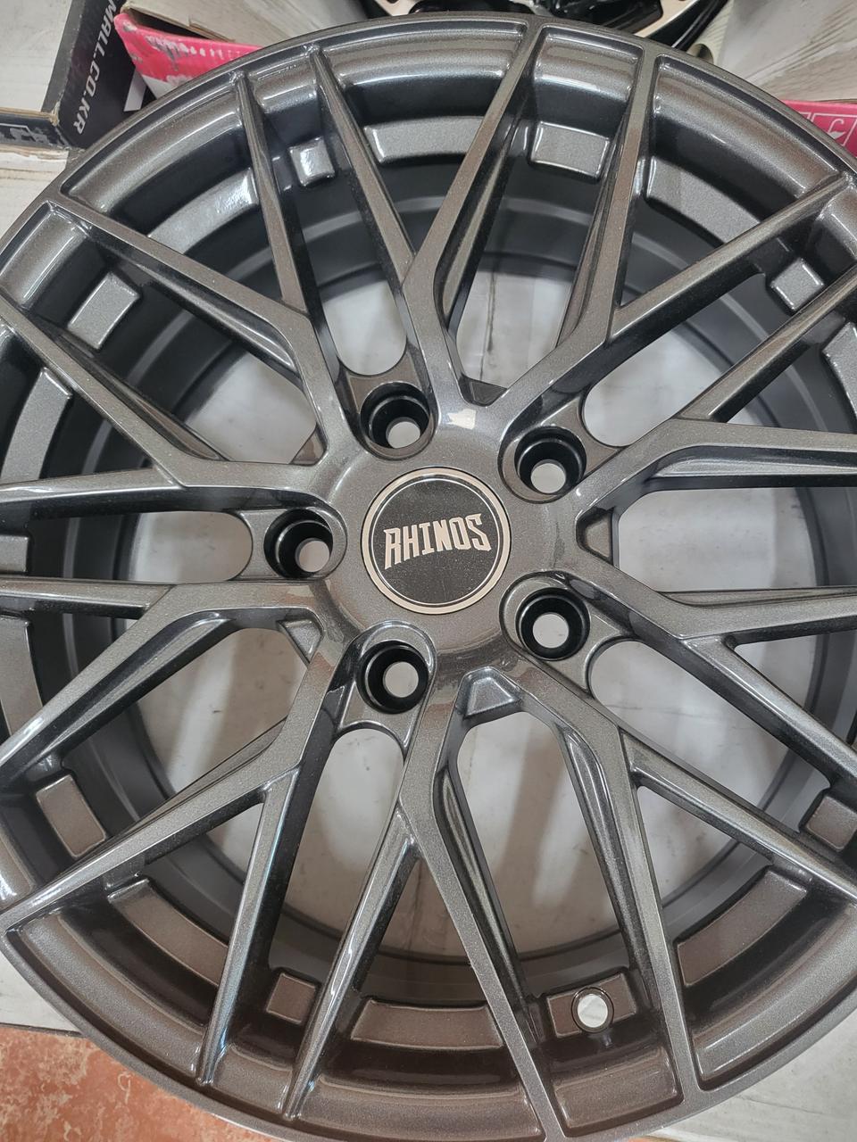 구미타이어 라이노스 16인치휠 건메탈