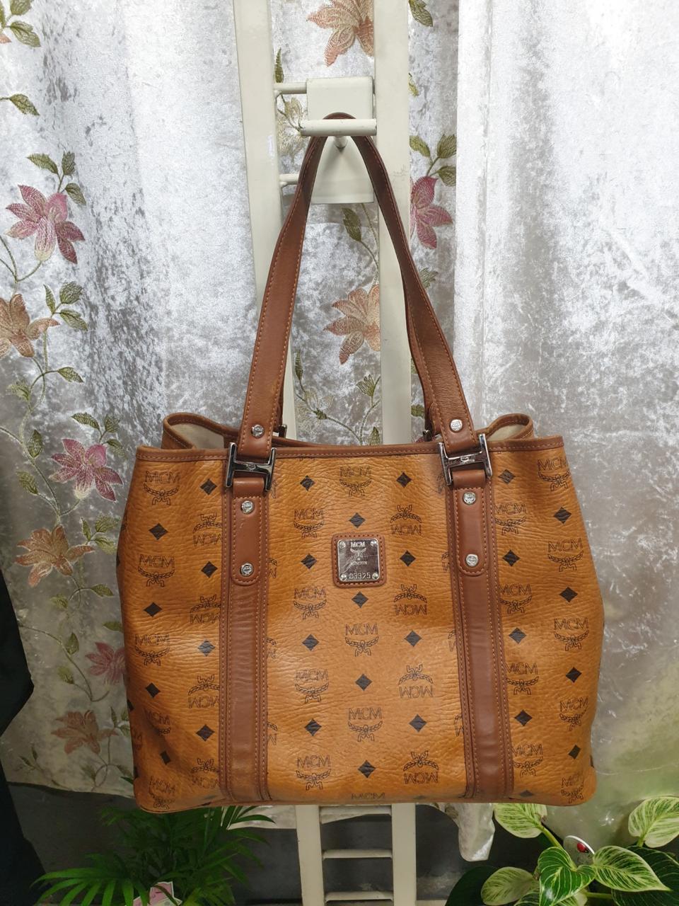 엠씨엠숄더백(MCM)