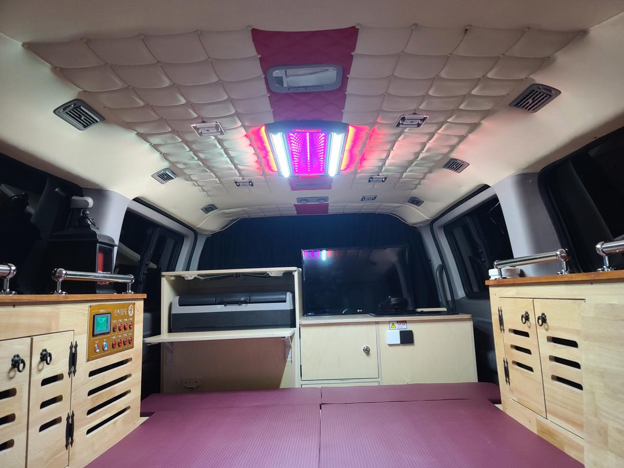 캠핑카 스타렉스 (프리미엄급)