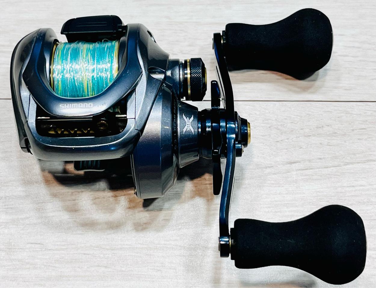 [시마노(Shimano)] 일제 낚시용 베이트 릴(베어 게임 301)