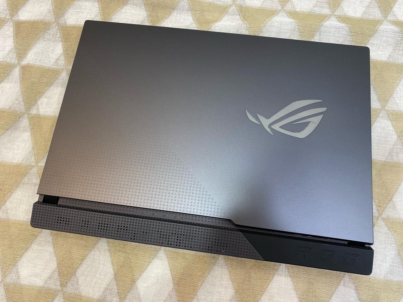 ASUS 게이밍 노트북 (G513QC-HN133) 판매합니다.