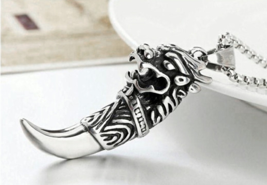 늑대 이빨 목걸이(무료배송)