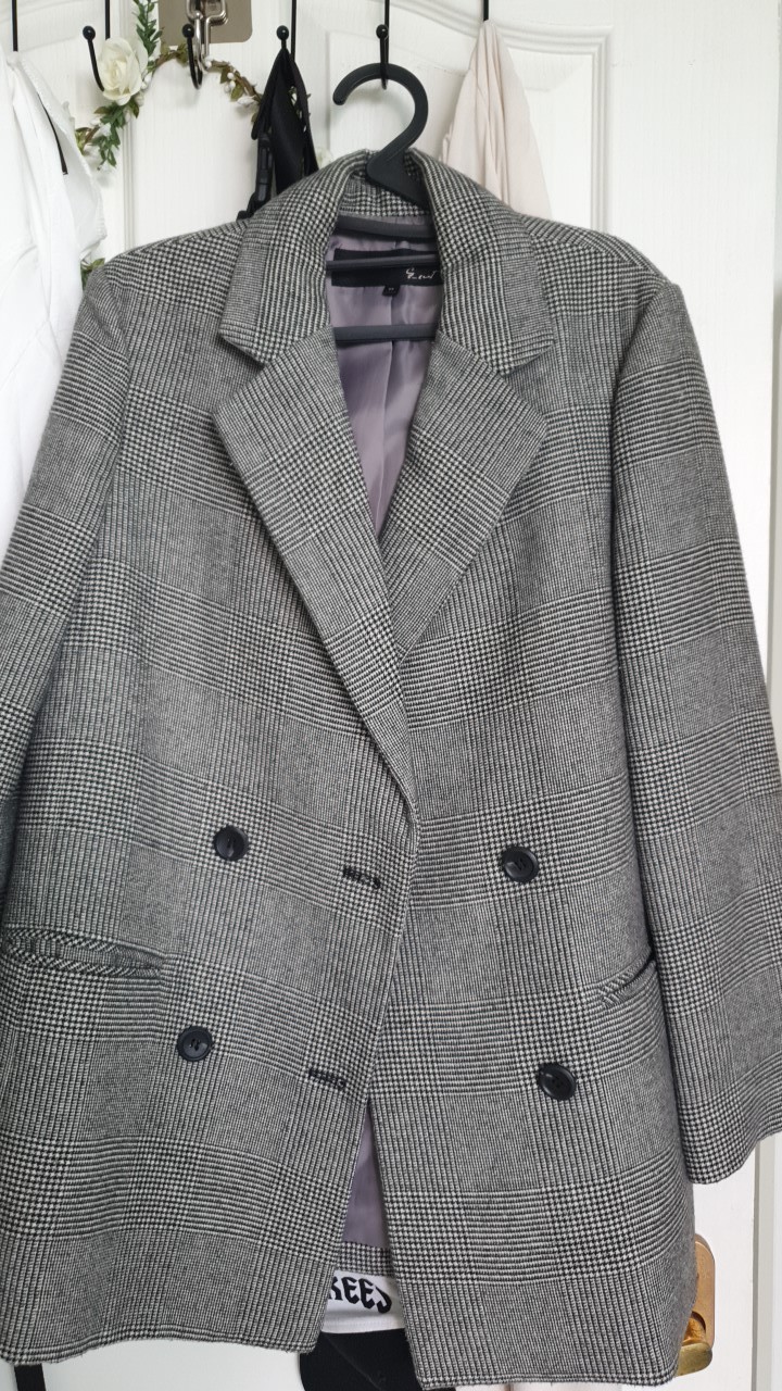 잔체크무늬자켓