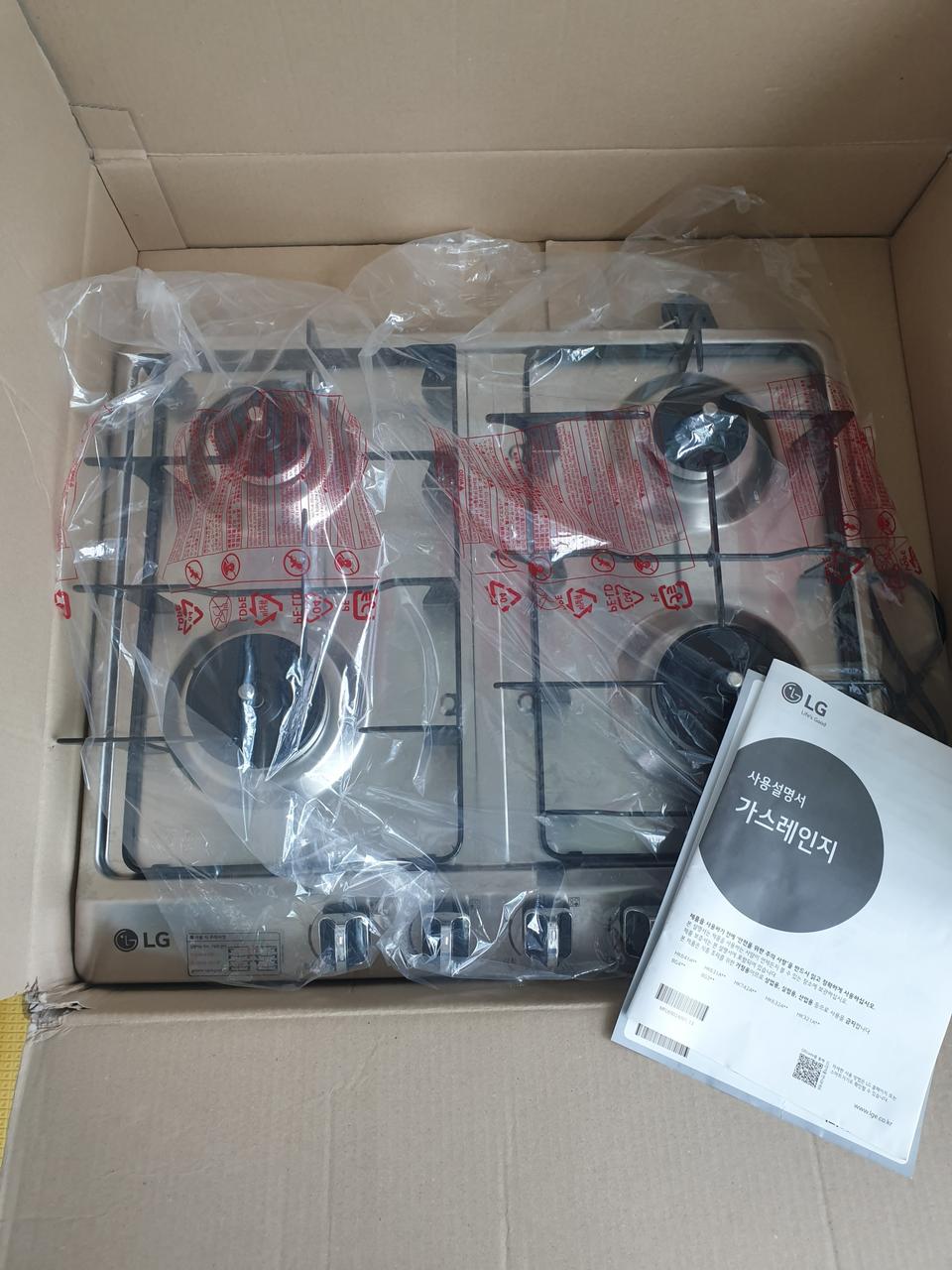 LG 가스렌지 4구 도시가스용 박스만 개봉해봄개봉만하고 모셔두었습니다.