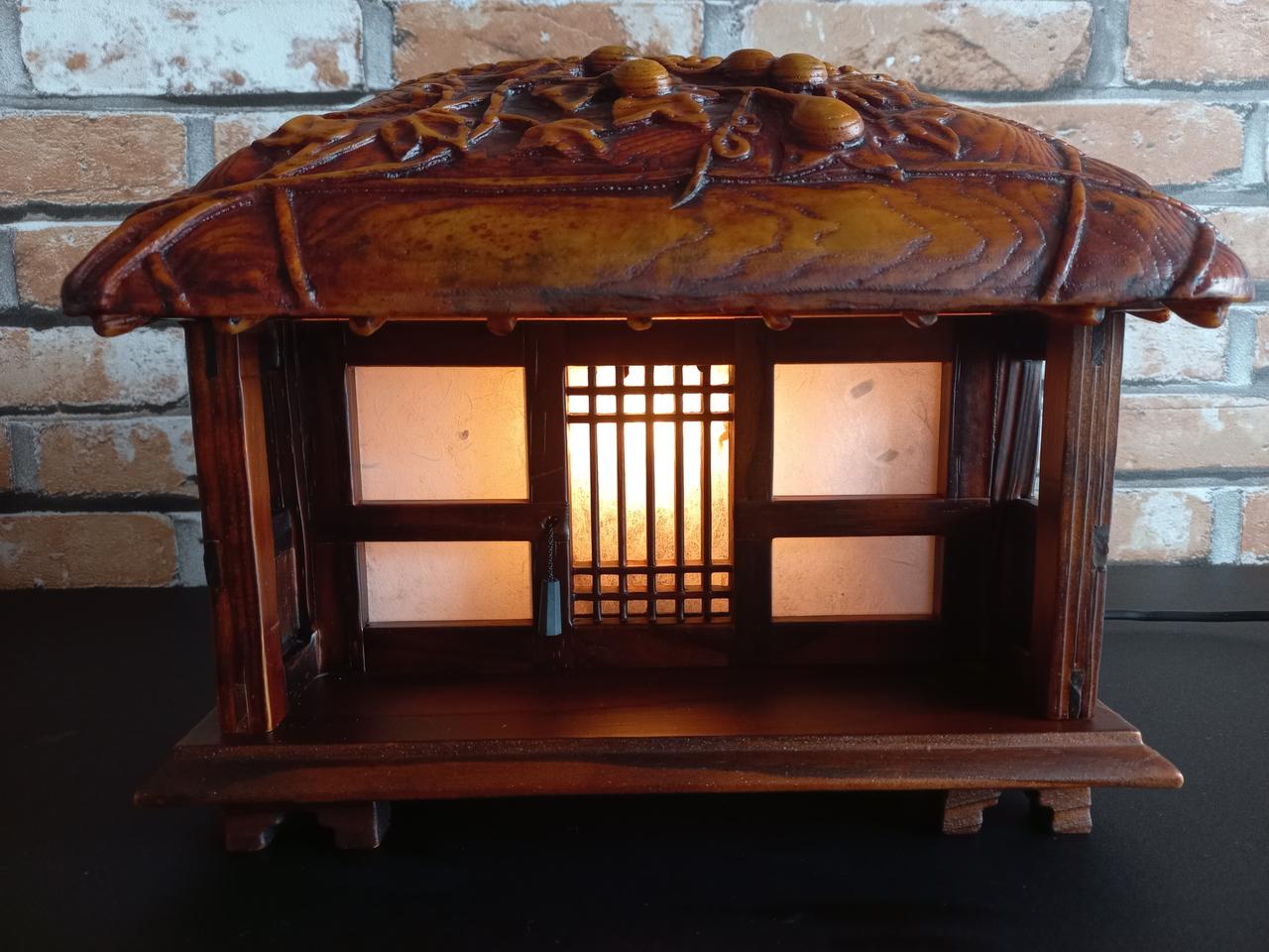 [거의새거/무료배송] 운치넘치는 고급스런 전통 원목 초가집 취침등 무드등