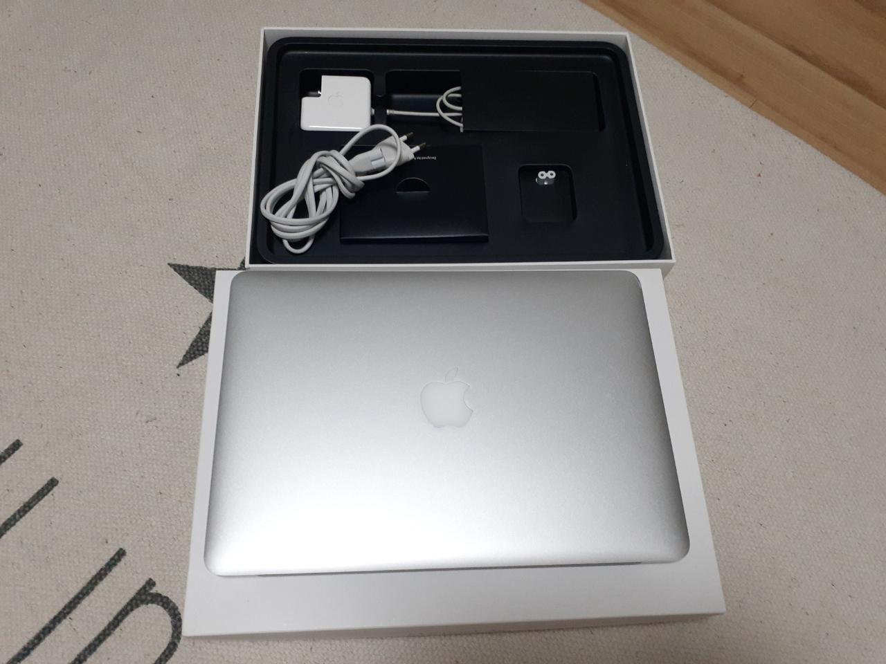맥북에어 2014년 13인치 (박스풀셋) 상태좋음