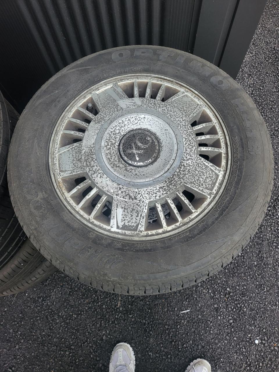 그랜저XG 순정타이어 판매합니다.