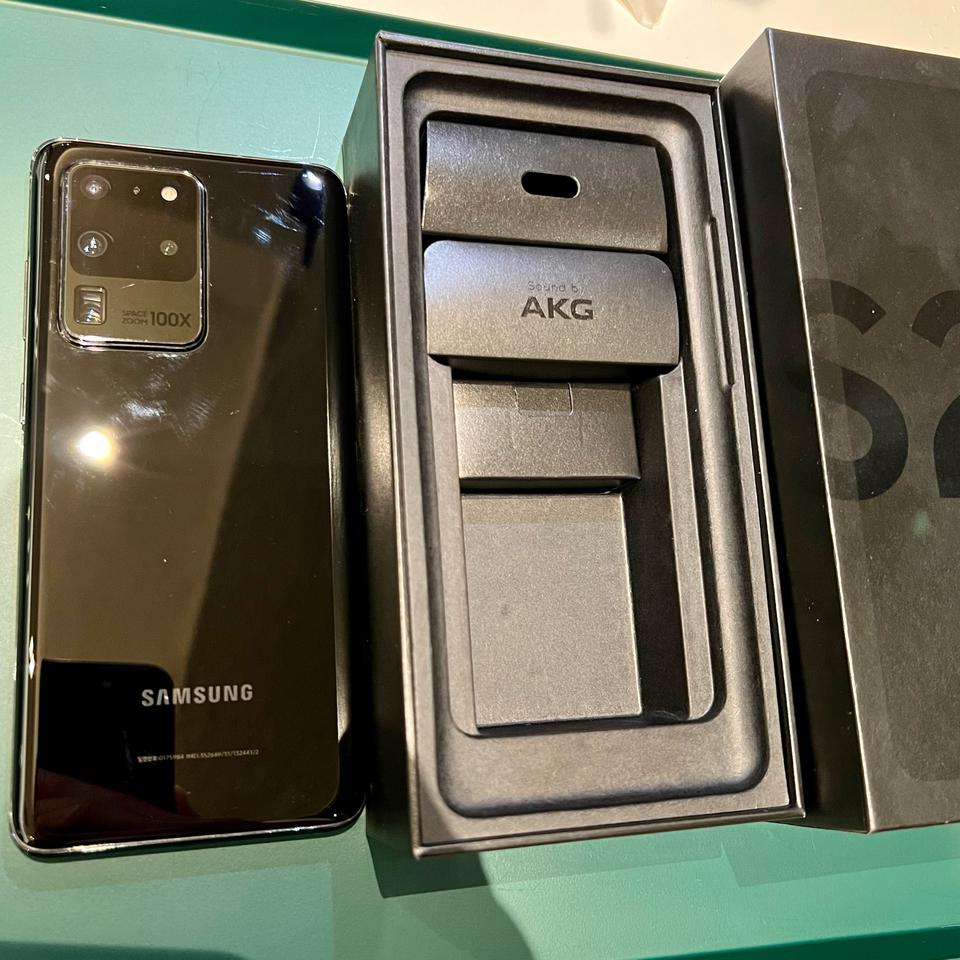 갤럭시 S20 울트라 256GB 블랙 급판매