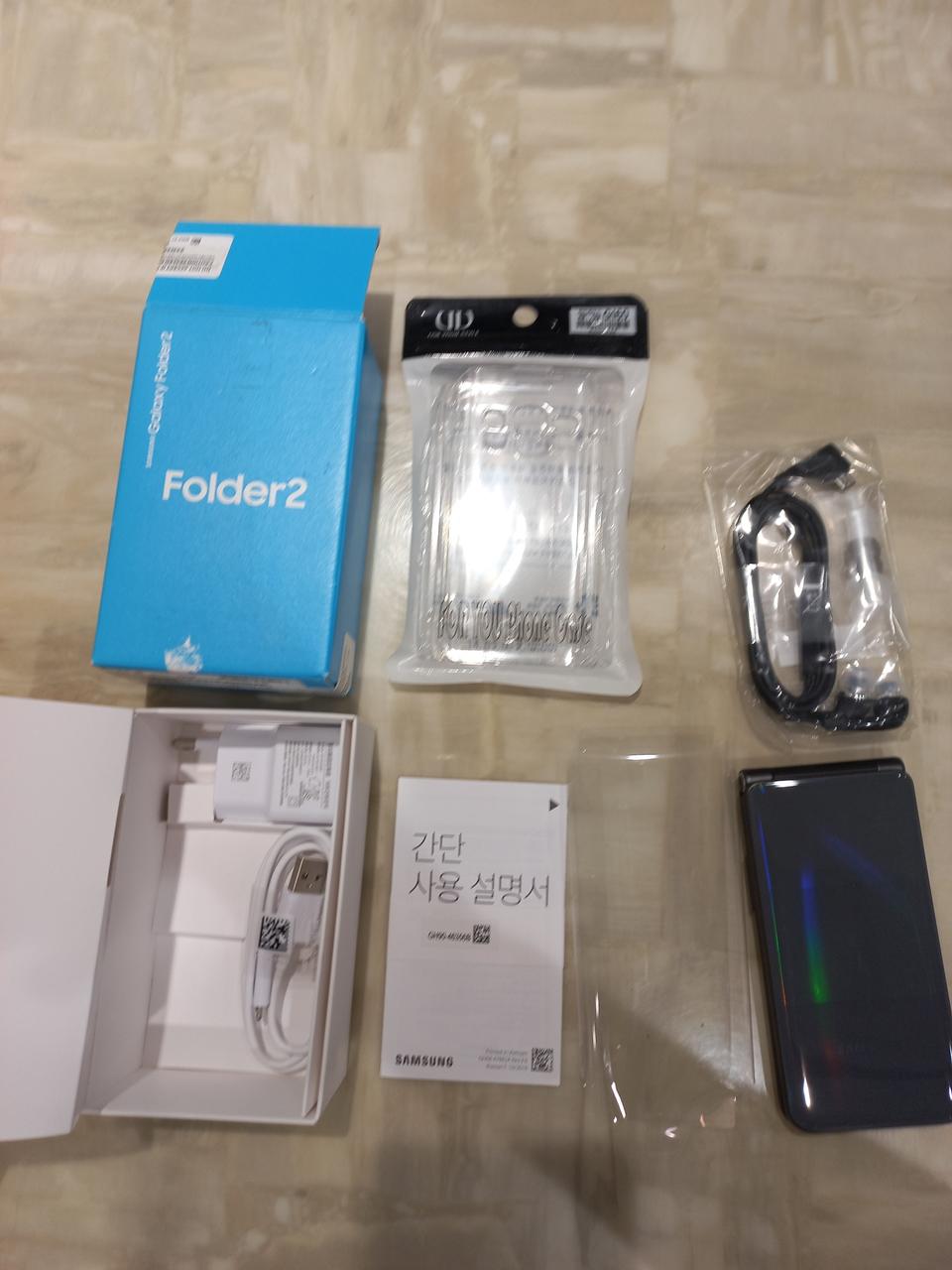 갤럭시 폴더2_32G 그레이, 투명케이스