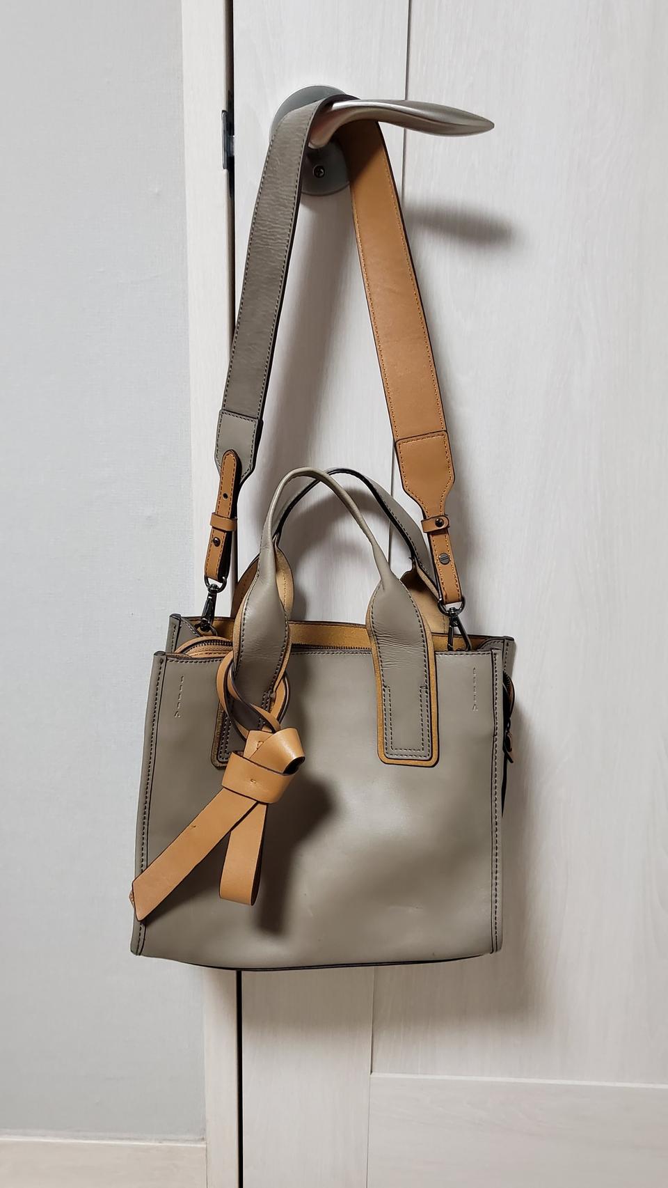 브레라 소가죽 토트백