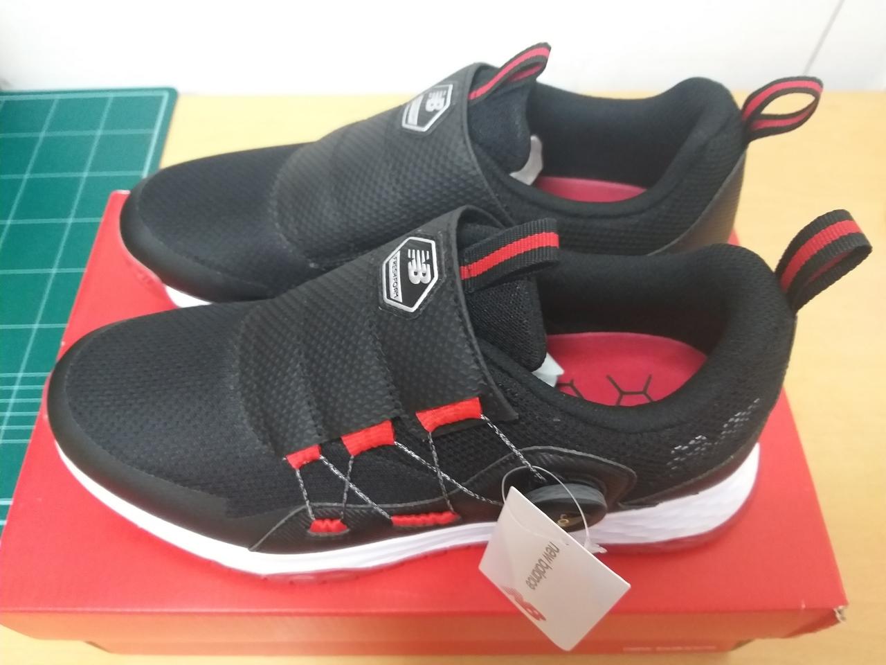 뉴발란스 정품 남성용 프레쉬 폼 보아 골프화 280 판매 합니다