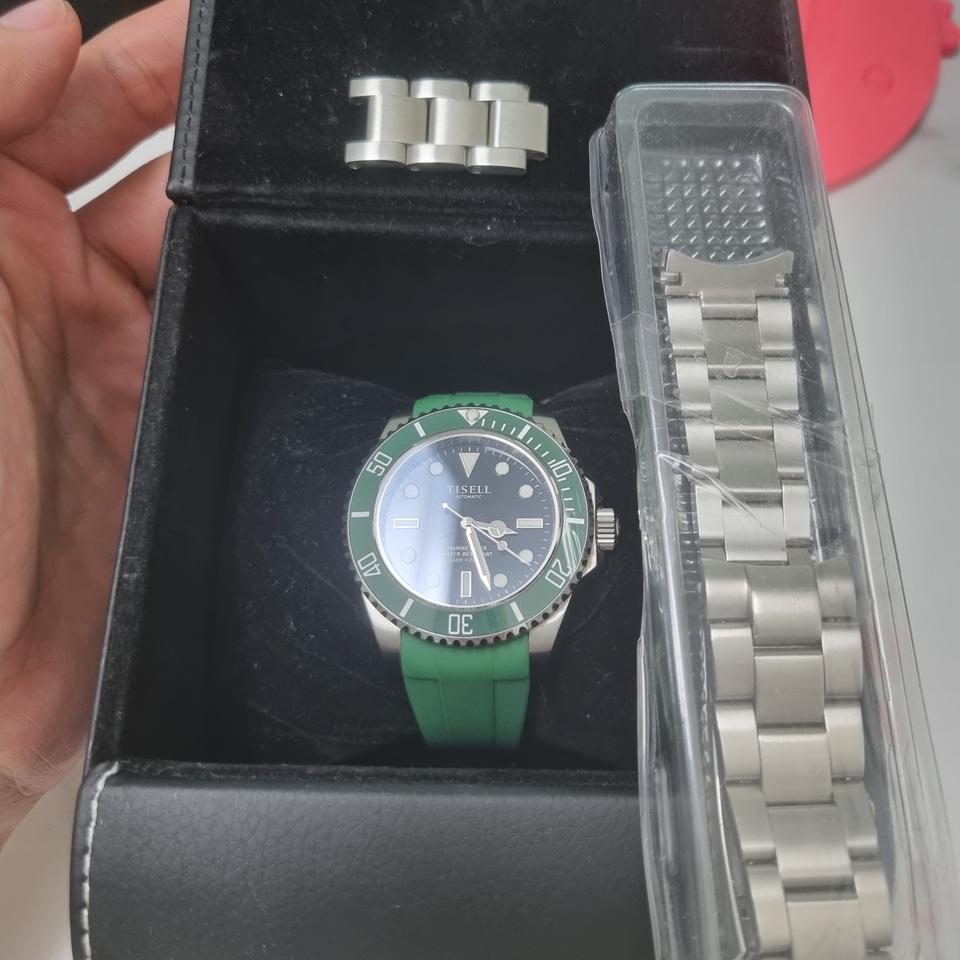 티셀 서브마리너 스벅 논데이트 팝니다