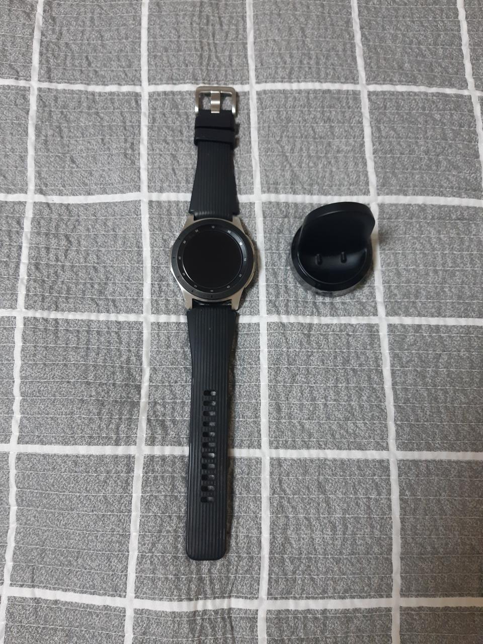 갤럭시워치46mm(R805) 5만원에팝니다