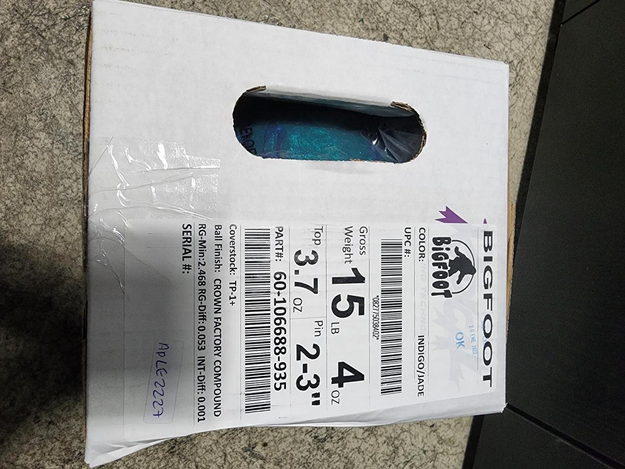 레디컬 빅풋 볼링공