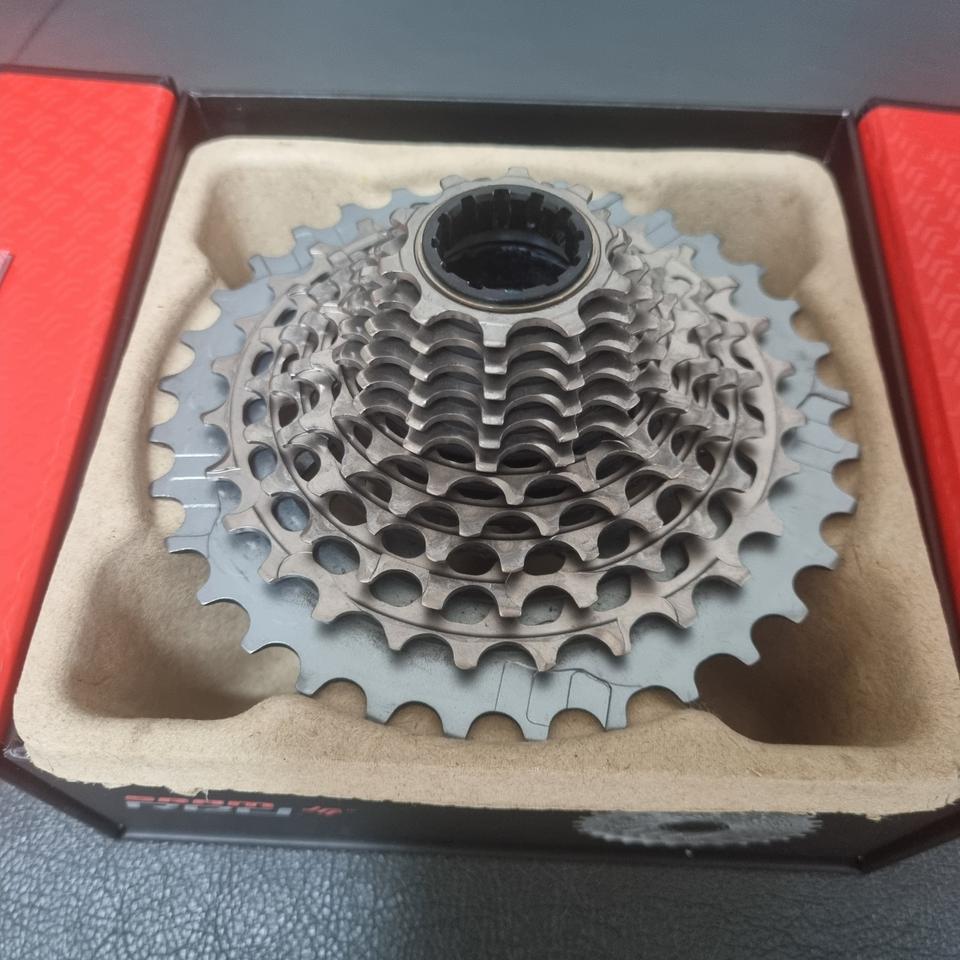 스램 레드 axs 12단 33t 스프라켓 판매합니다