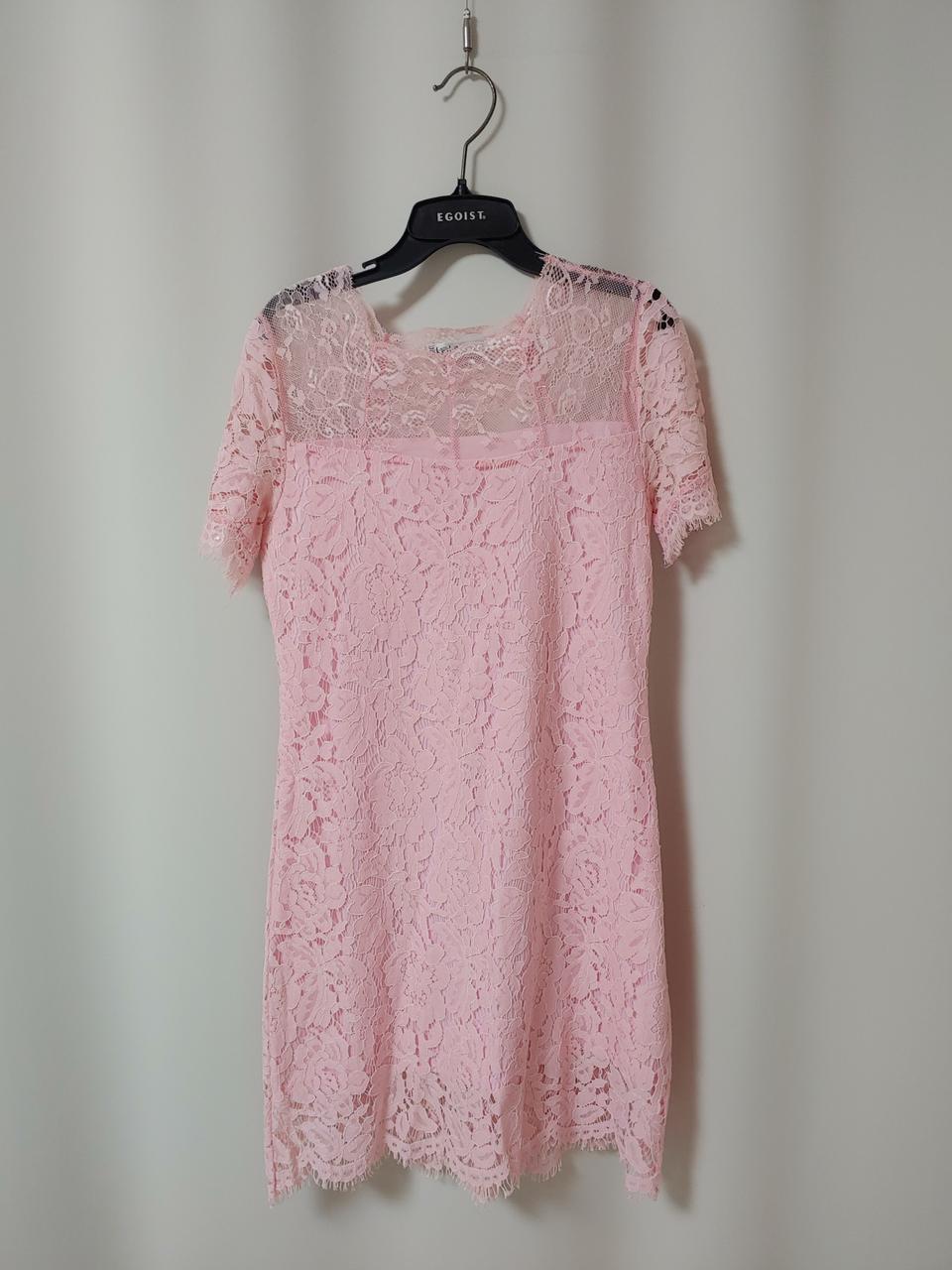 너무나 사랑스러운 핑크 펀칭 원피스