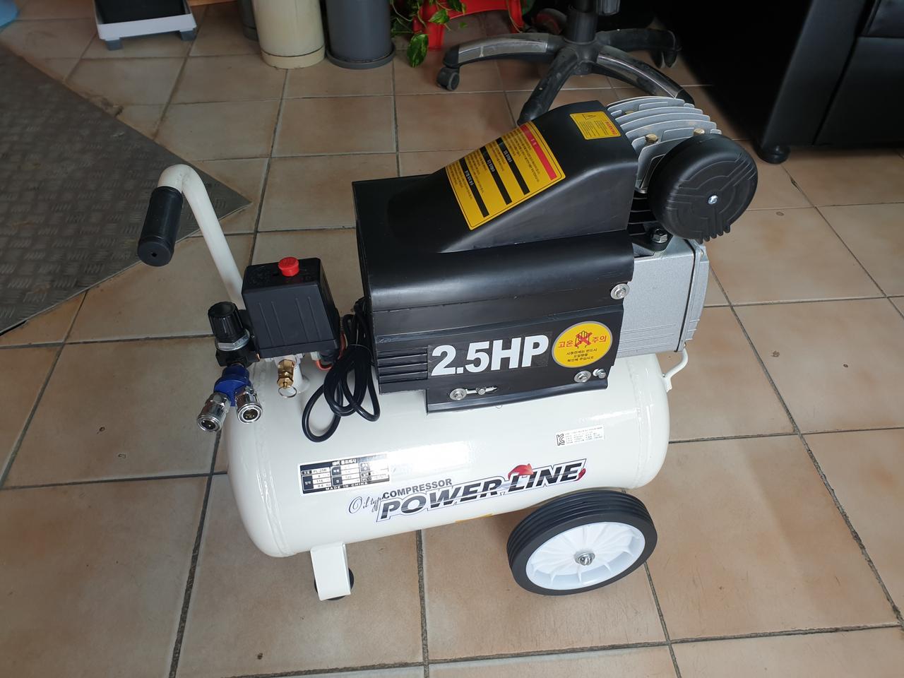 2,5에어콤푸레샤및타카