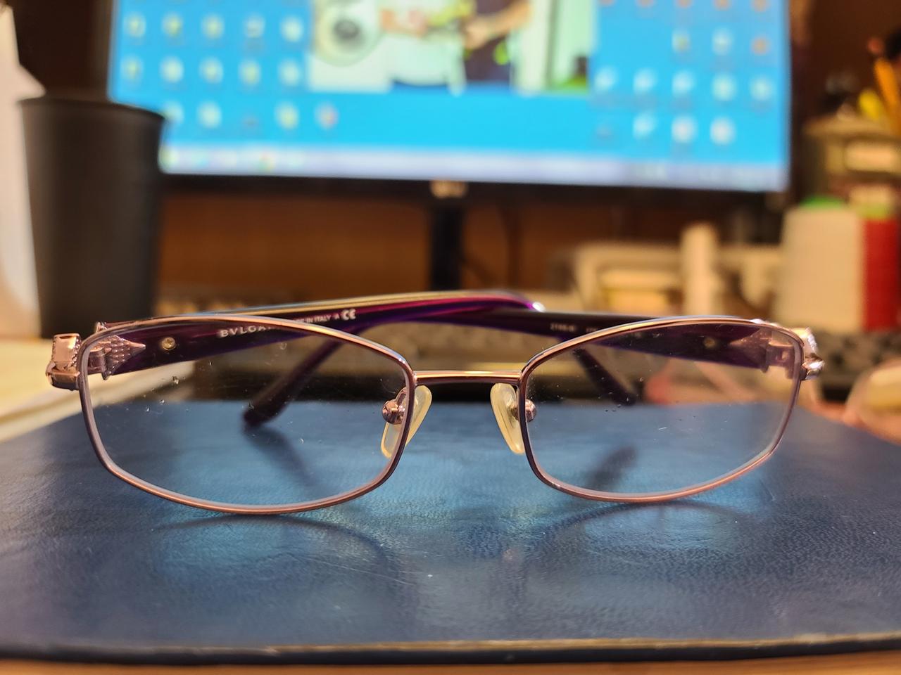 불가리 안경테. 이태리