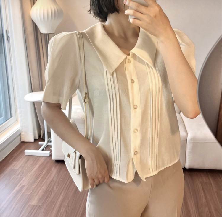새상품) 금단추 카라 반팔 여름 블라우스