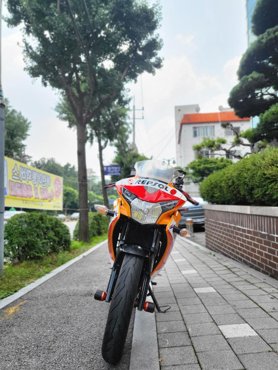 16년형 혼다 " cbr125 " 랩솔 카울 , 특 A급 상태 판매중