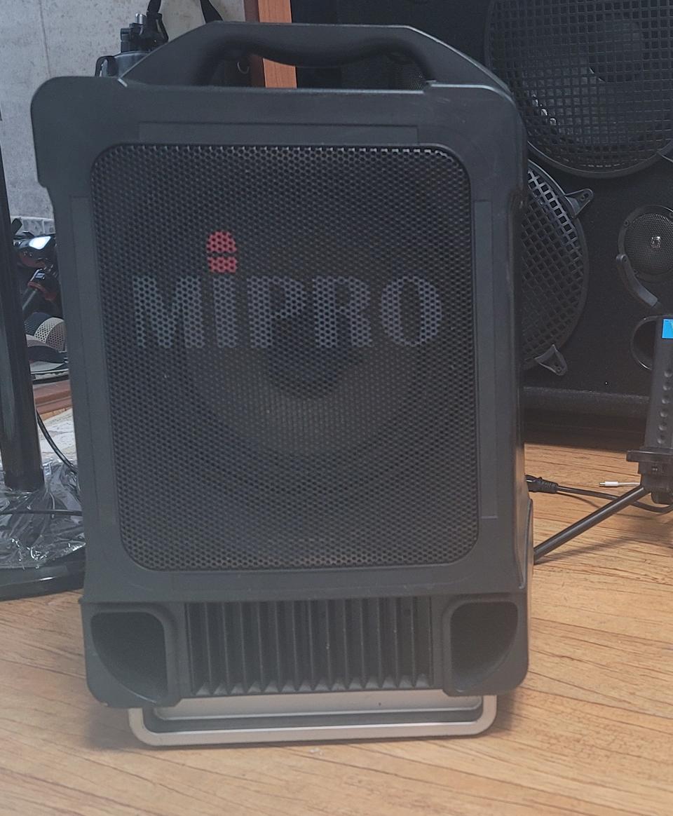 이동식 충전 앰프 스피커 MIPRO120W