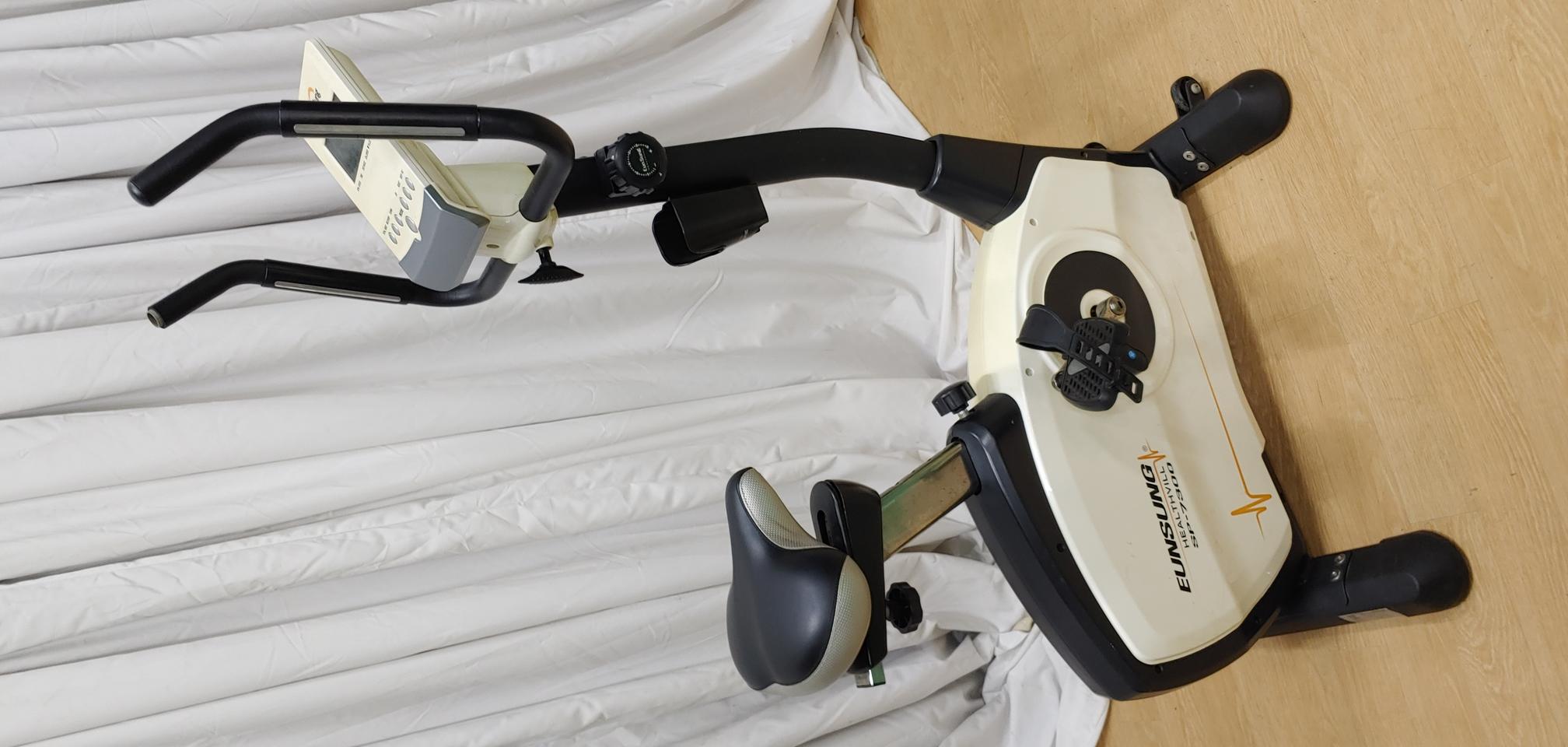 은성 7300 실내자전거 헬스자전거 운동기구 실내바이크 배송가능