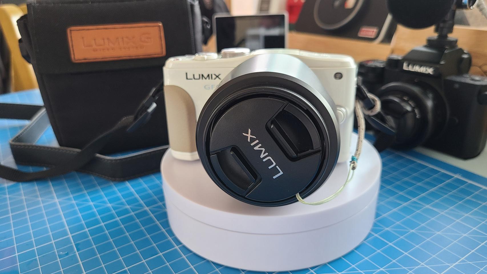 루믹스GF6 12-42mm