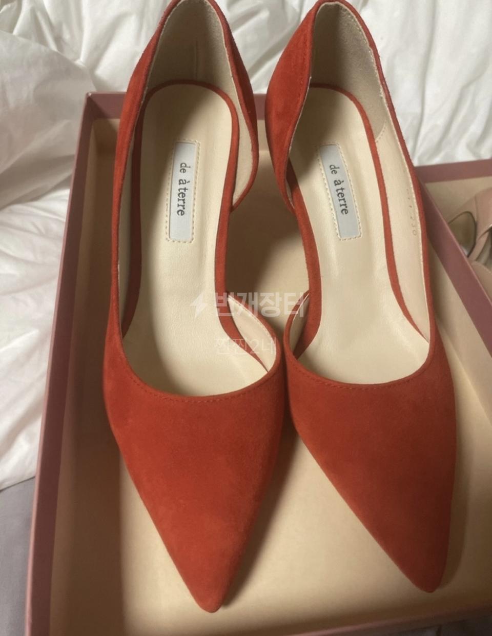 [드아르떼] 스웨이드 레드,원가149000원