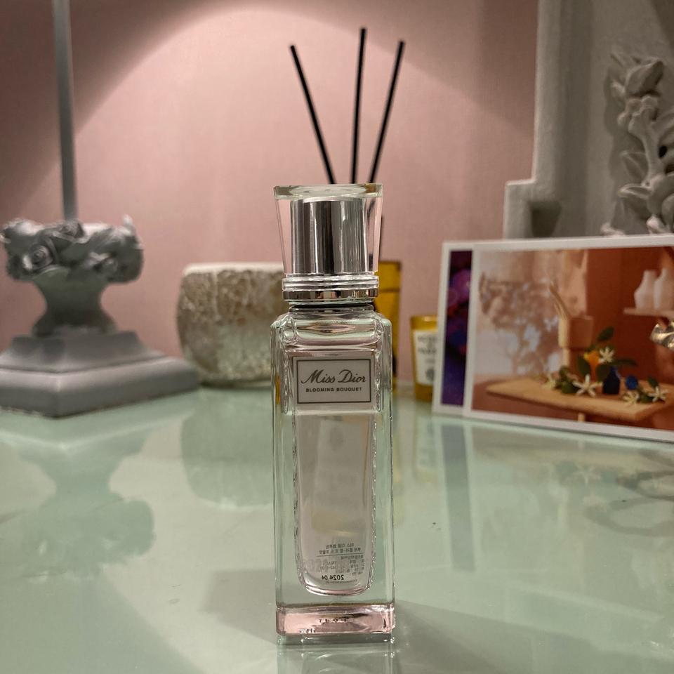 디올 블루밍부케 롤러 향수