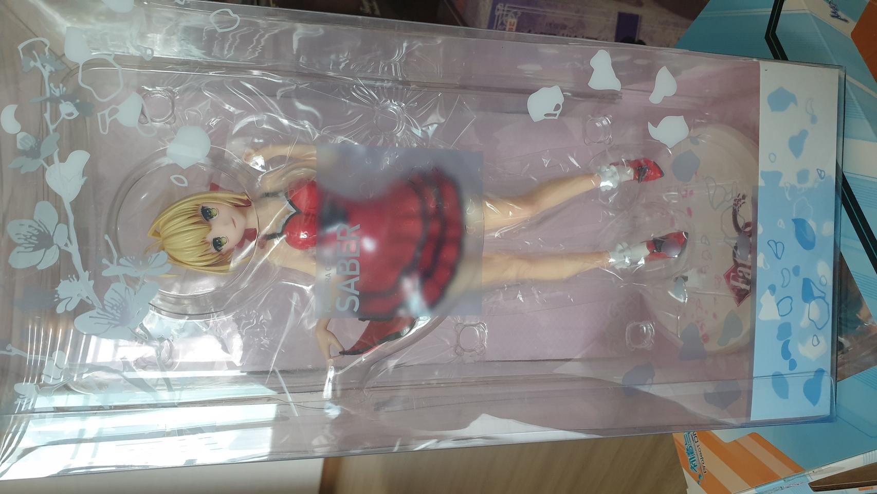 플레어 페이트 엑스트라 ccc 세이버(네로) 진홍의 현대 의상 개봉품