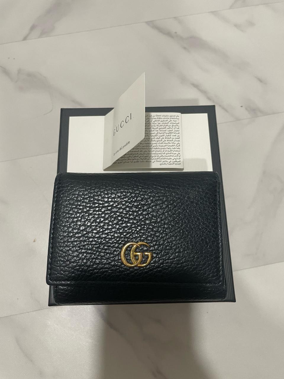 여성 구찌 마몬트레더 반지갑 판매합니다