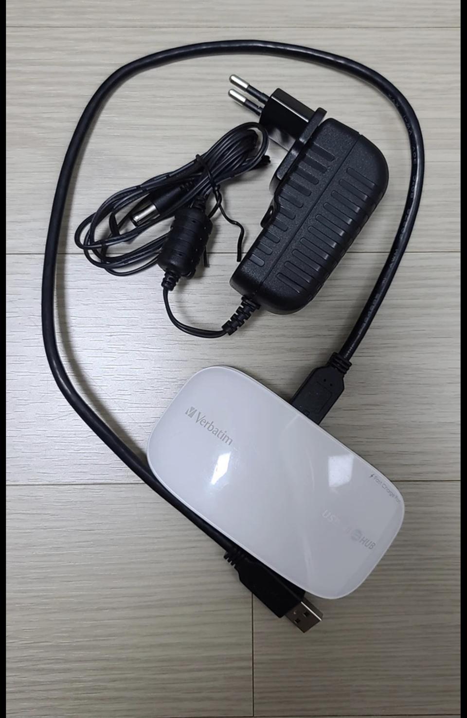 버바팀 USB 3.0 허브 4포트 유전원 18w