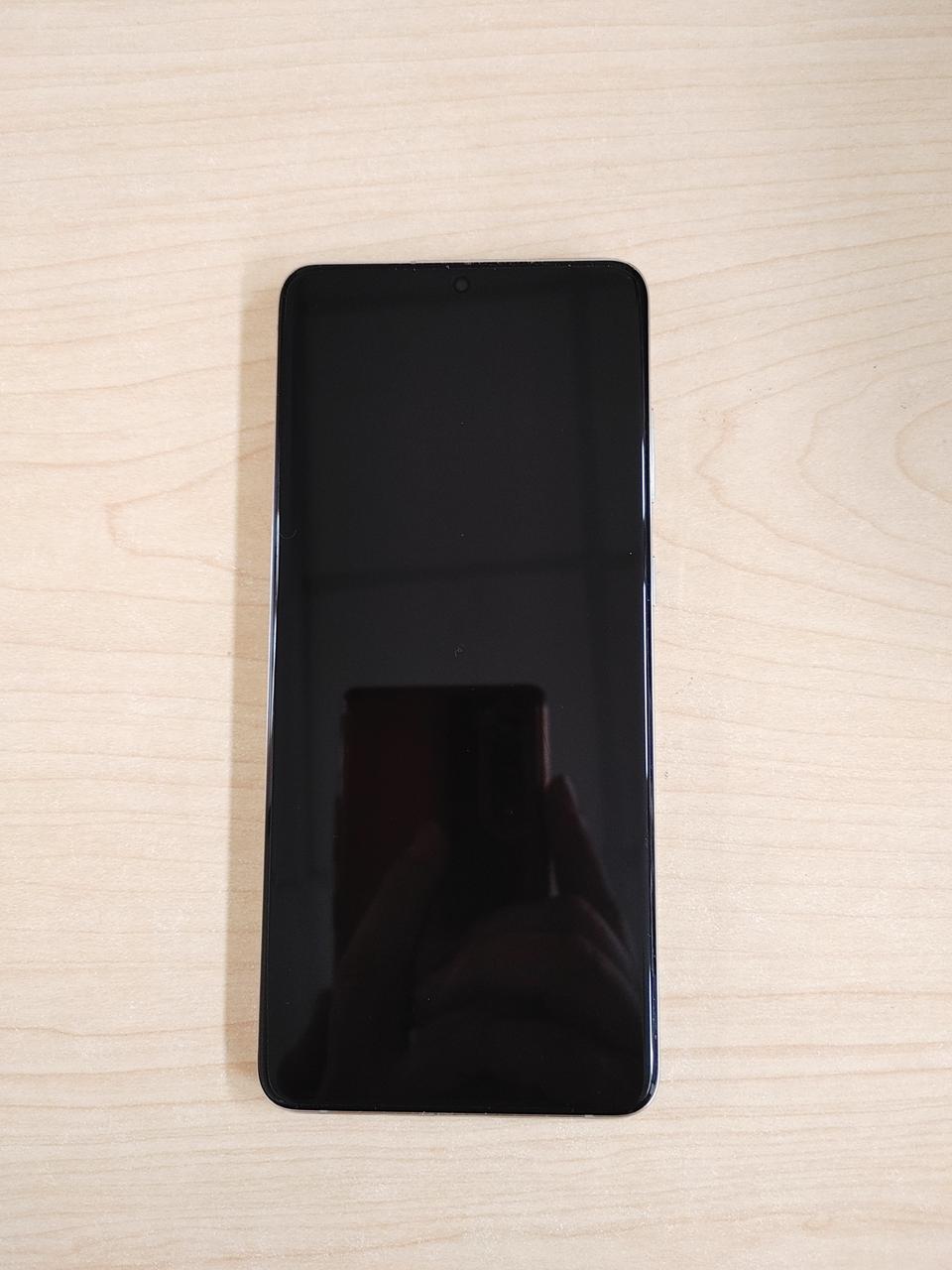 S20플러스 새액정과 새배터리